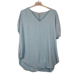 Zenana Outfitters Womens Size 3x Light Blue V-Neck Loose-Fit Short Sleeve Top